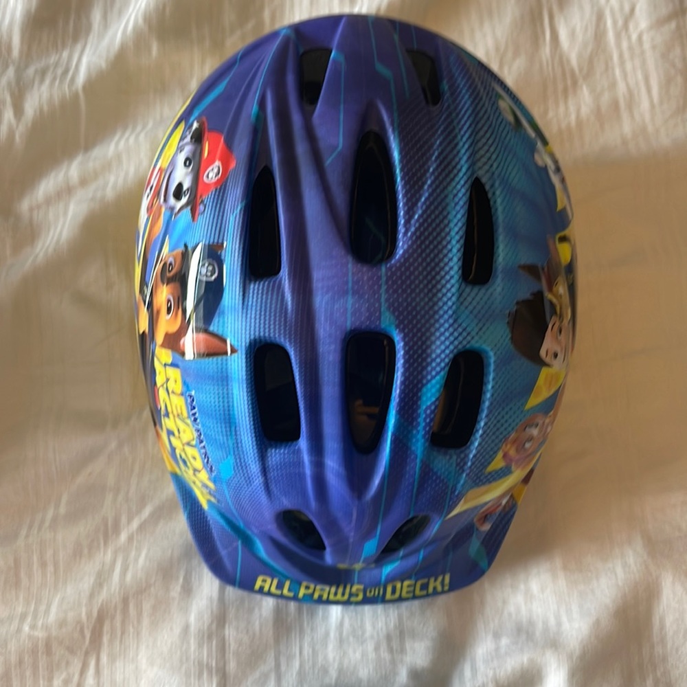 Paw patrol helmet in perfect condition for 4-5 year olds